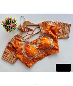 Bordado pesado y trabajo de secuencia estilo Bollywood diseñador Redymade solo blusa para damas con precio bajo y la mejor calidad - Product Image 1