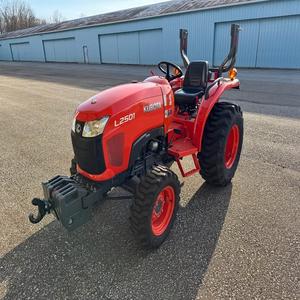 ซื้อรถแทรกเตอร์ขนาดกะทัดรัด Kubota L2501ราคาไม่แพงคุณภาพดีพร้อมส่งรวดเร็ว - Product Image 2