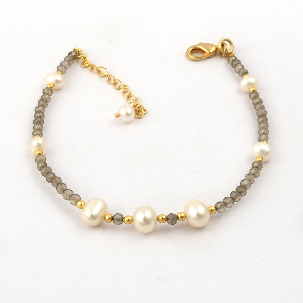 สีขาว, สีน้ำตาล