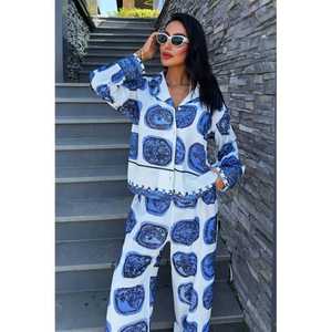 ชุดลำลองผ้าซาตินลายสีฟ้า รุ่น 10069 เนื้อผ้าเรียบลื่น - Product Image 6