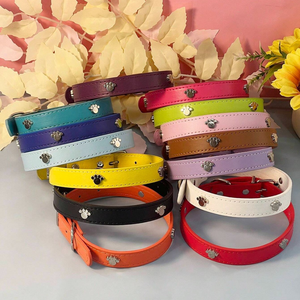 Collar colorido de cuero PU para perros y gatos, cómodo correa para el cuello sin tirones con tachuelas de aleación ajustables para mascotas pequeñas y medianas - Product Image 3