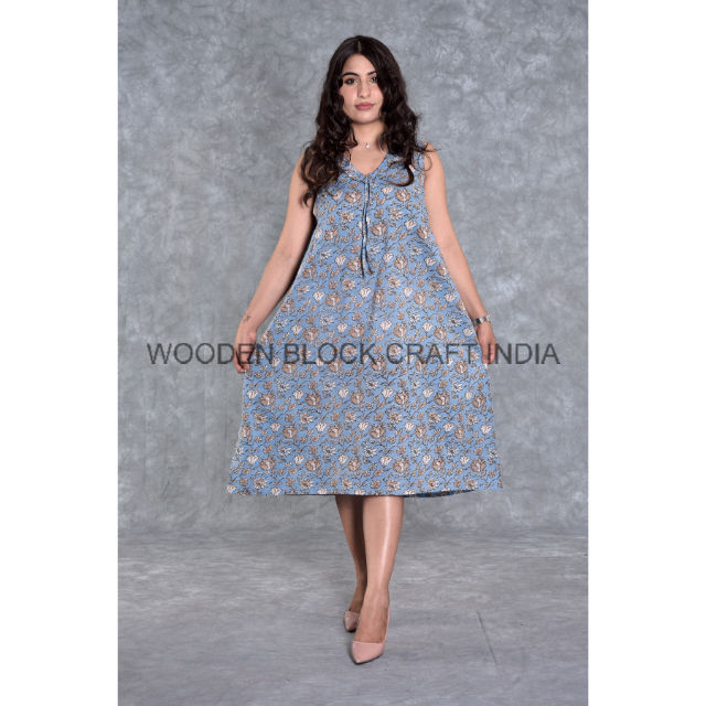 สีเทาเข้ม