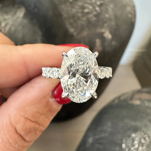 Anillo de boda de diamante ovalado certificado VVS Clarity IGI de diseñador elegante para mujer, joyería fina de aniversario de compromiso - Product Image 1