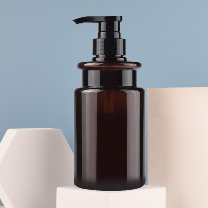 สีน้ำตาล