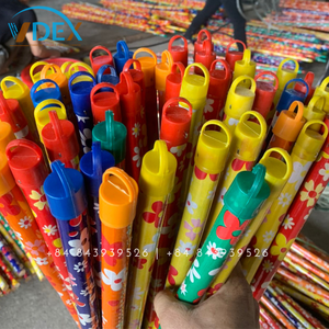 Produit de vente chaud bâton de vadrouille en bois fil italien balai et pelle à poussière fleur colorée bâton de balai en bois enduit de PVC - Product Image 3