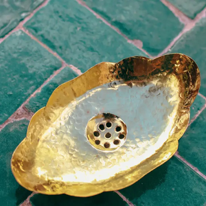 Jabonera independiente de rejilla de alambre de latón funcional | Jabonera cuadrada de encimera para repisa de baño y ducha - Product Image 1