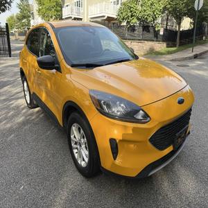 HÍBRIDO ESCAPE LHD/RHD 2022 F0RD USADO - Product Image 1