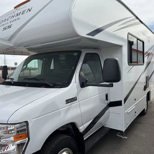 Camping-car compact et polyvalent Coachmen Freelander 21QSS à bas prix, classe C, à vendre - Product Image 1