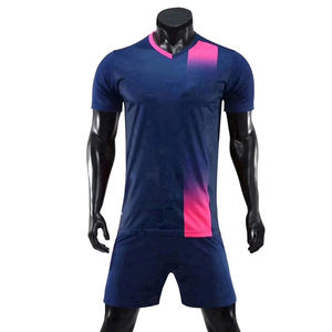 Maillots de football de sublimation respirants de haute qualité, uniformes 100% polyester légers, séchage rapide, nom d'équipe personnalisé, économiques - Product Image 5