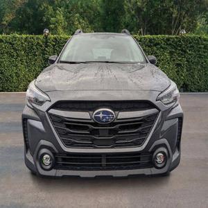 EXCELENTE ESTADO Subaru Outback Premium 2025 - Product Image 1