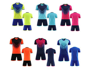 ชุดกีฬาผ้าคอตตอน/โพลีเอสเตอร์พิมพ์ซับลิเมชันตามสั่งสำหรับการฝึกซ้อมสโมสร - Product Image 4