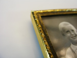 Porte-photo décoratif polyvalent 3 en 1 de designer moderne pour la maison, le bureau, les souvenirs de cadeaux de mariage de table - Product Image 2