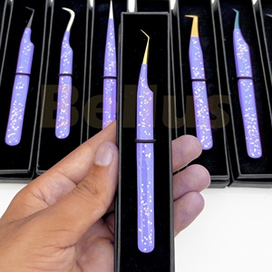 Pinzas Ergonómicas con Punta de Fibra para Pestañas, Curvadas y Puntiagudas, Herramientas para Extensión de Pestañas para Profesionales, Venta al Por Mayor - Product Image 4
