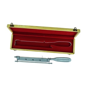 Cuchillo Quirúrgico para Injertos de Piel con Hoja y Caja de Madera - Uso Hospitalario - Product Image 1