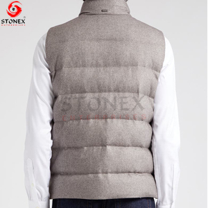 Wholesale OEM/ODM Lightweight Casual Cotton Filled Canvas <b>Vest</b> Jacket Winter Warm Polyester <b>Black</b> Sleeveless Hooded <b>Vest</b> for Men - Product Image 3