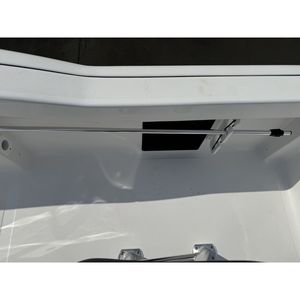 Bote TideWater 2026 de 180 CC, Bote Premium de Aventura para una Experiencia Emocionante - Product Image 1