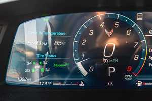 Corvette Z06 Sedán 2024 Turbo, Cuero, R17, Tracción en las Cuatro Ruedas, Bajo Kilometraje, Caja de Cambios Automática, Volante a la Derecha, Gasolina, Techo Panorámico - Product Image 6