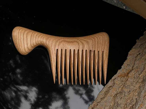 Tradebit peine de barba de madera de bambú ecológico hecho a mano personalizado peine natural no estático para uso doméstico - Product Image 5