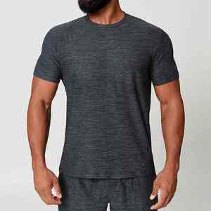 T-shirt de sport pour homme à séchage rapide, respirant, en jersey, style décontracté, uni, lavé, teint, compressé - Product Image 6