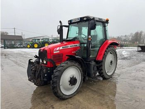 Tracteur à roues Massey Ferguson 5460 d'occasion en bon état avec moteur de 90 CV - Product Image 2
