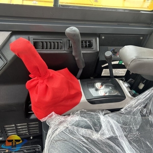 Excavadora de cadenas usada Komatsu PC56, equipo usado de calidad con peso operativo de 5 toneladas, buen estado, precio económico. - Product Image 6