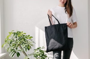 Bolsos de hombro de lona cruzados de moda con logotipo personalizado más vendidos de 2023, precio competitivo para bolsas de compras al por mayor de Vietnam - Product Image 5