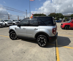 2021 F o r d Bronco Sport SUV Auto Car Outer Banks Model - Product Image 1