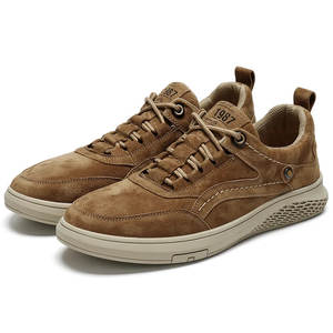 Chaussures décontractées pour hommes avec empeigne en daim et doublure en toile - Product Image 5