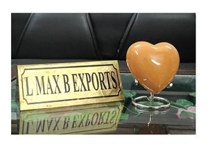 Forma de corazón Top Trending Hecho a mano Venta al por mayor Urnas para mascotas a bajo precio Urna de cremación de metal para cenizas y suministros funerarios para exportación - Product Image 5
