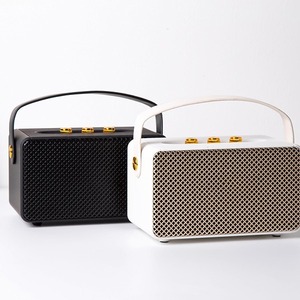 Altavoz Retro M8 con Carcasa <span class=keywords><strong>de</strong></span> Cuero Vintage, Perilla Giratoria, <span class=keywords><strong>Boombox</strong></span> Inalámbrico, Bajos Potentes, Dispositivo <span class=keywords><strong>de</strong></span> Música para Fiestas al Aire Libre, Proveedor <span class=keywords><strong>de</strong></span> Fábrica OEM - Product Image 2
