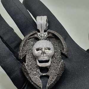 Colgante de Calavera en Plata de Ley 925 con Moissanita Negra y Blanca, Joyería Fina Hip Hop, Chapado en Rodio/Oro de 14K - Product Image 5