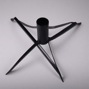 ขาตั้งต้นคริสต์มาสเหล็กสีดำแบบพรีเมี่ยมพร้อมพื้นผิวแบบตอกทำขึ้นเพื่อเพิ่มความแข็งแรงและตกแต่งวันหยุด - Product Image 3