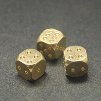 Dés à six faces en laiton poli de 11 mm, cube métallique antique pour jeux de rôle, poker, bars et jeux de collection
