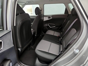 Kia Soul LX 2025, Hatchback Plateado, 5 Asientos, Transmisión Automática, Faros LED, Neumáticos R18, Motor Turbo, Emisión Euro VI - Product Image 5