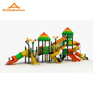 Красочный детский игривый домик с горкой