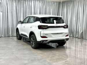 SUV 2026 1.5L 116ch CVT Intérieur Sombre Boîte Automatique avec Caméra Arrière Commande de Voitures d'Occasion avec 4 Haut-parleurs - Product Image 4