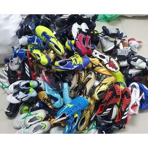 <span class=keywords><strong>Scarpe</strong></span> da Calcio Firmate Usate all'Ingrosso <span class=keywords><strong>Tacchetti</strong></span> da Calcio Originali in Balle <span class=keywords><strong>Scarpe</strong></span> da Calcio di Seconda Mano per Uomo - Product Image 5