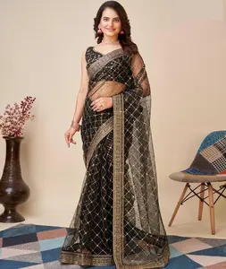 여성 착용 디자이너 웨딩웨어 무거운 자수 및 시퀀스 작업 Salwar Kameez 세트 신부 착용 Lehenga Choli 와 dupatta