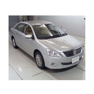 Venta al por mayor a BAJO PRECIO, Toyota Premio XLE Sedán 4D 2020 con volante a la izquierda, interior de cuero, ruedas R16, 5 asientos - Product Image 1