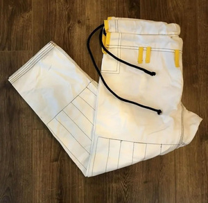 Conjuntos de Gi de Judo Hechos a Medida, Ropa Deportiva para Adultos con Colores Personalizados, Tela Transpirable de Poliéster/Algodón y Opciones de Logotipo Personalizado - Product Image 6