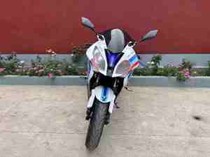 Motocicletas de Carreras B-M-W R400 con Sistema de Refrigeración por Agua de Doble Cilindro para Conducción en Calle - Product Image 3