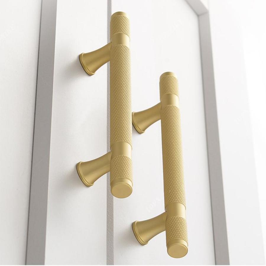 House Furniture Pull Handle Easy Grip Brass Royal Stylish Handles Hot Selling 100% Rust Free Luxury Hardware Handle at Good Deal