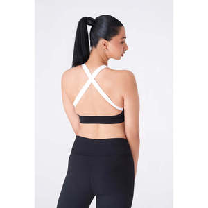 Ensemble soutien-gorge sport noir élégant et legging - Product Image 2
