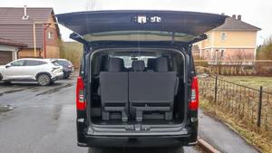 Toyota Hiace 2021 neuve et propre à vendre - Product Image 4