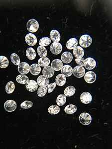 Vente en gros de haute qualité VS diamant naturel taille brillante 0.8 2 MM D couleur diamant Mantra percé au laser diamant en vrac à prix réduit - Product Image 2