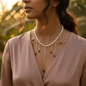 Collar de Plata de Ley con Perlas y Granate para Mujer, Elegante Accesorio de Joyería - Product Image 1