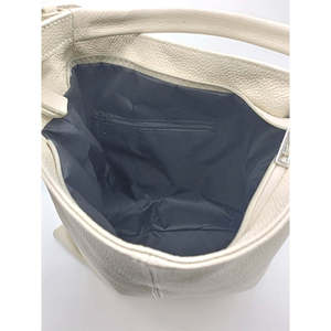 Bolso de Mano Suave en Cuero Genuino - Hecho en Italia - Art. 24027 - Product Image 5