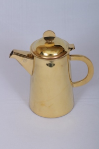 Jarra de latón de diseño Mughal con utensilios para servir y almacenar agua de Metal pulido para la decoración del comedor del hogar, incluidas las cucharas - Product Image 2