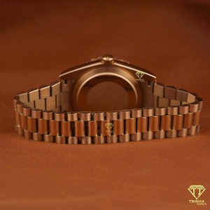 Buste personnalisé Hip Hop Lunette Glacé Montre Qualité supérieure Laboratoire Diamant Vert Cadran 42mm Mécanique Vintage Montre-Bracelet - Product Image 4