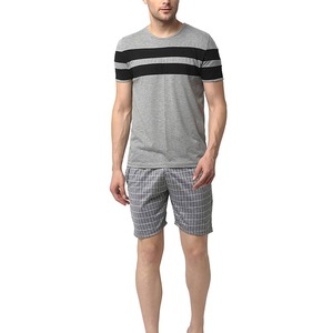 2026ชุดกางเกงขาสั้นผ้าโพลีเอสเตอร์แบบปะต่อสำหรับผู้ชายเสื้อยืดครึ่งแขนระบายอากาศได้พร้อมกางเกงขาสั้นพิมพ์ลายกางเกงวิ่งออกกำลังกายชุด2ชิ้น - Product Image 3